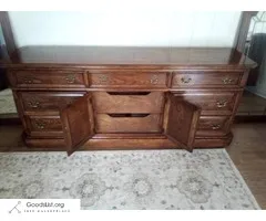 Thomasville Steeplechase Dresser